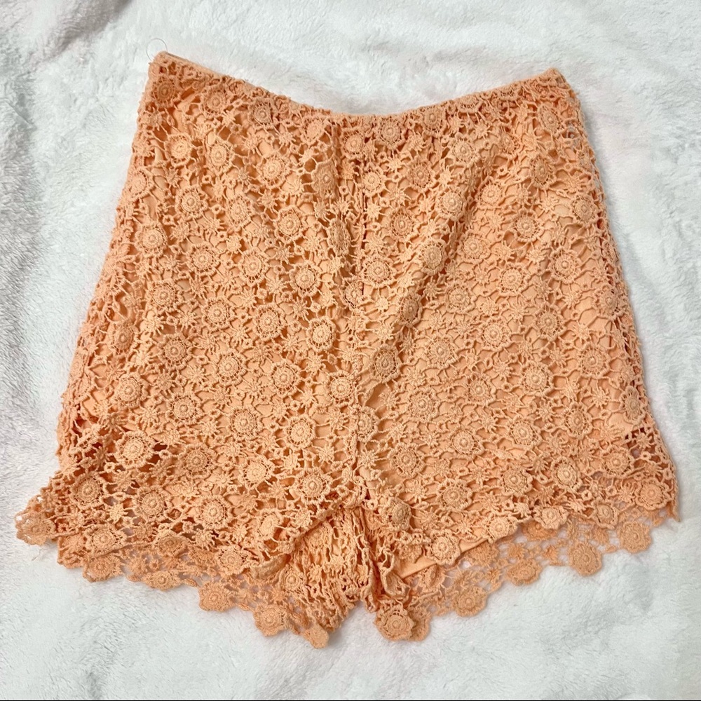 Charlotte Russe Peach Crochet High Waisted Shorts - M